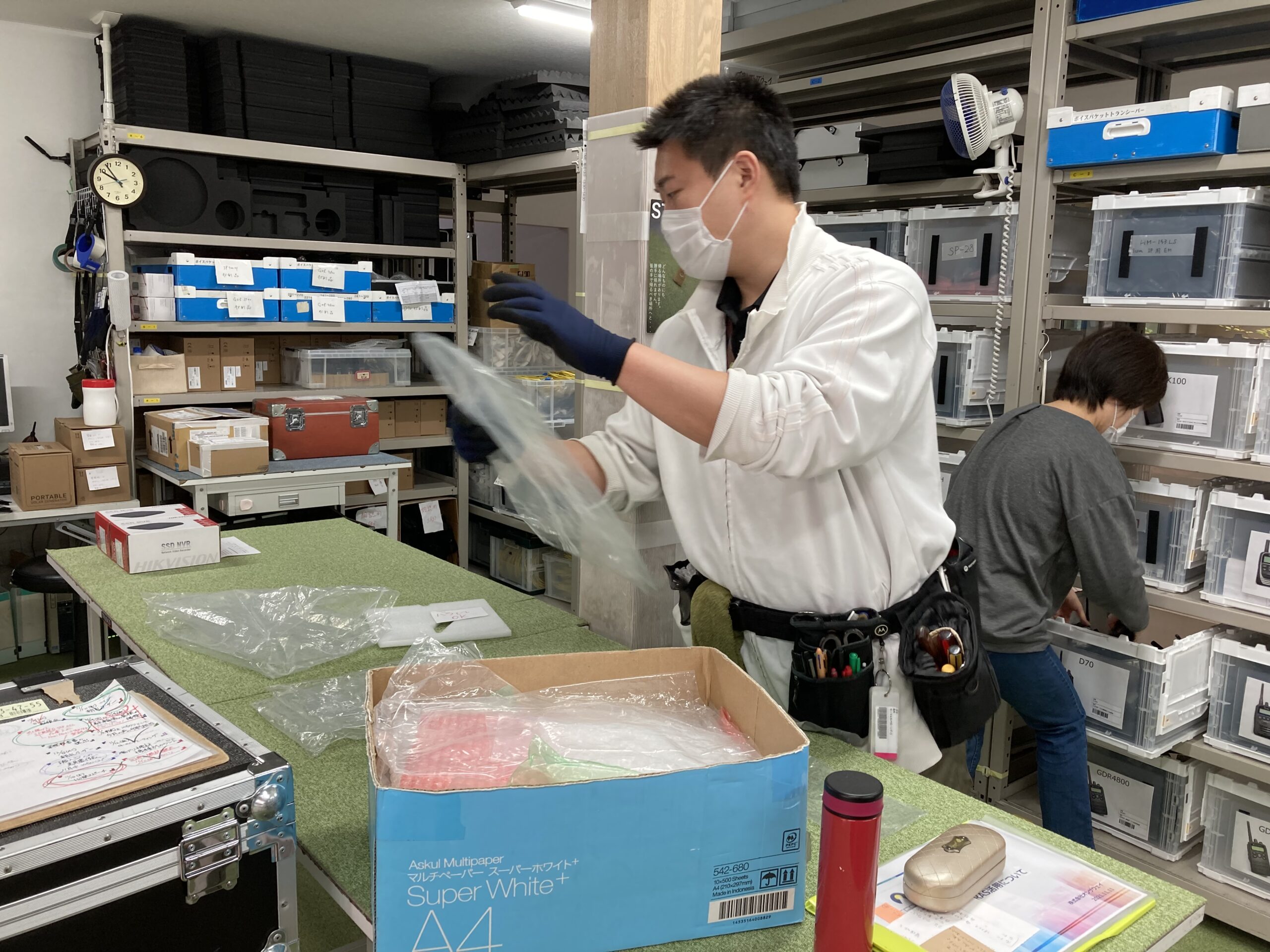 資源の仕分け作業中